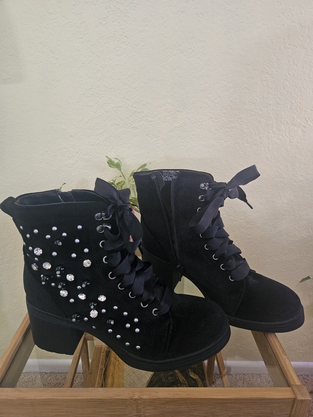 Madden Girl Black Embellished Lace-Up Ankle Boots Sz 8